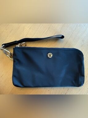 lululemon athletica Black Wristlet with Gold Hardware - EUC